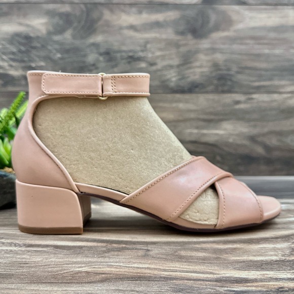 NIB Clarks Caroleigh Rise 9M Dark Blush Leather Block Heel Ankle Strap Sandal - Picture 5 of 12